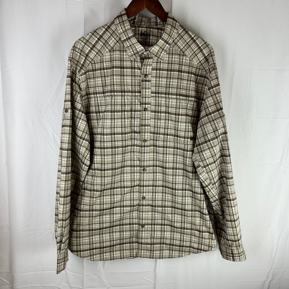 REI Mens XL Plaid Long Sleeve Outdoor Hiking Shirt Button Up Vented‎